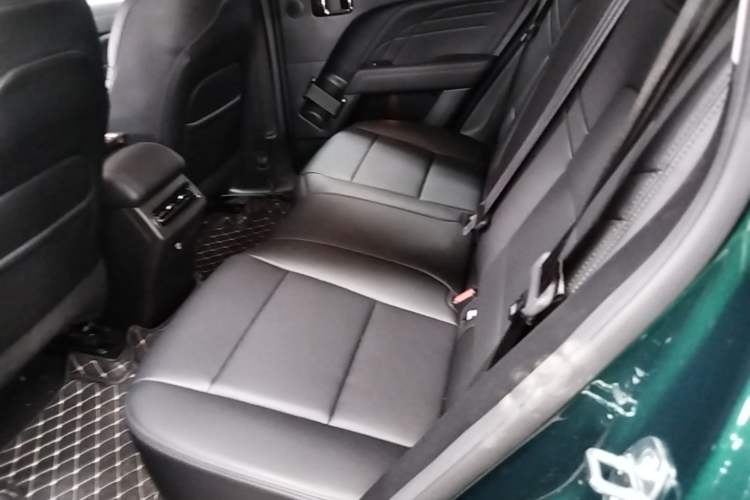 Used Haval Raptor 2025 2.0T 4WD Ultra Left Rear Seat
