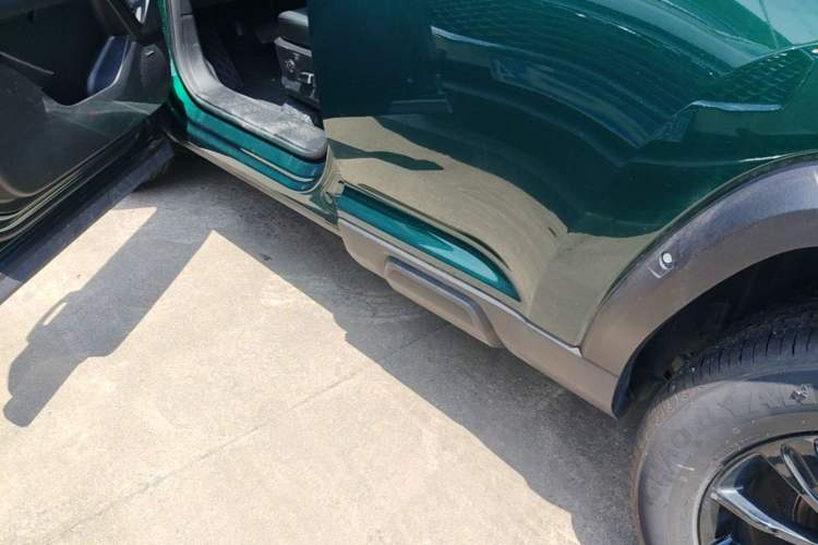 Used Haval Raptor 2025 2.0T 4WD Ultra Left Side Sill