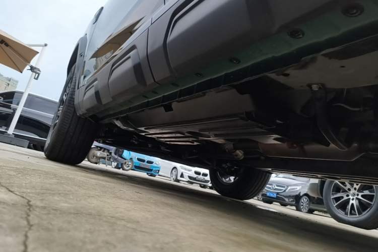 Used Haval Raptor 2025 2.0T 4WD Ultra Left Side Sill
