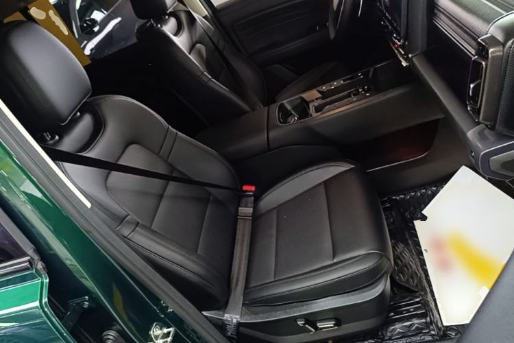 Used Haval Raptor 2025 2.0T 4WD Ultra Right Front Seat