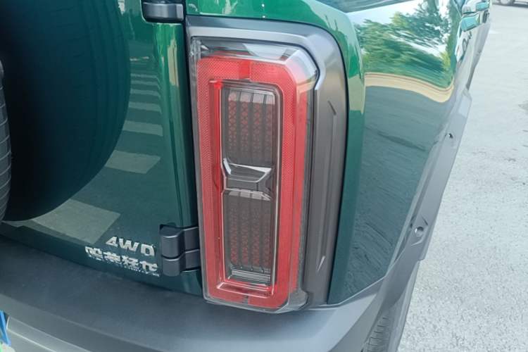 Used Haval Raptor 2025 2.0T 4WD Ultra Right Rear Taillight