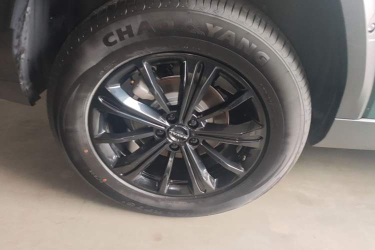 Used Haval Raptor 2025 2.0T 4WD Ultra Right Rear Wheel Hub