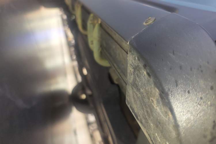 Used Haval Raptor 2025 2.0T 4WD Ultra Right Side Sill