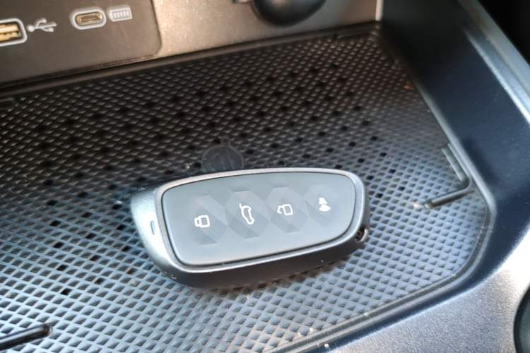 Used Haval Raptor 2025 2.0T 4WD Ultra Vehicle Key
