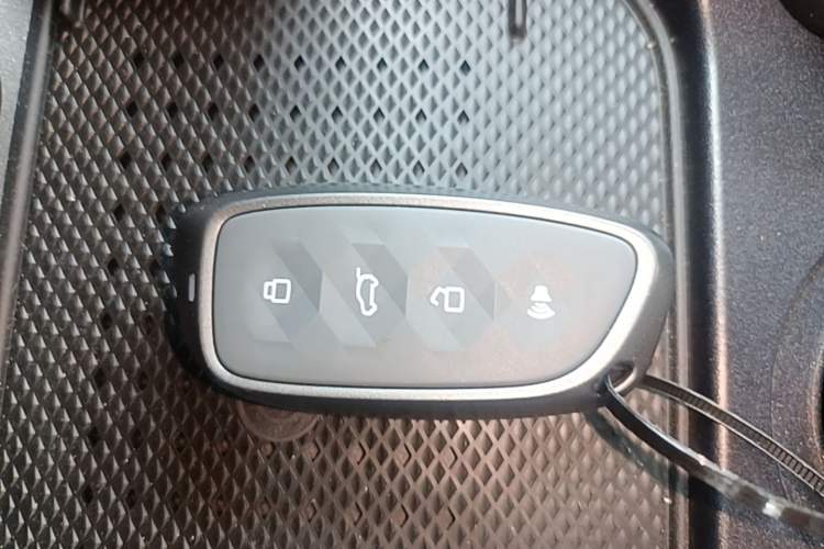 Used Haval Raptor 2025 2.0T 4WD Ultra Vehicle Key