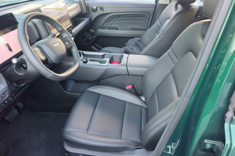 Used Haval Raptor 2025 2.0T 4WD Ultra Left Front Seat