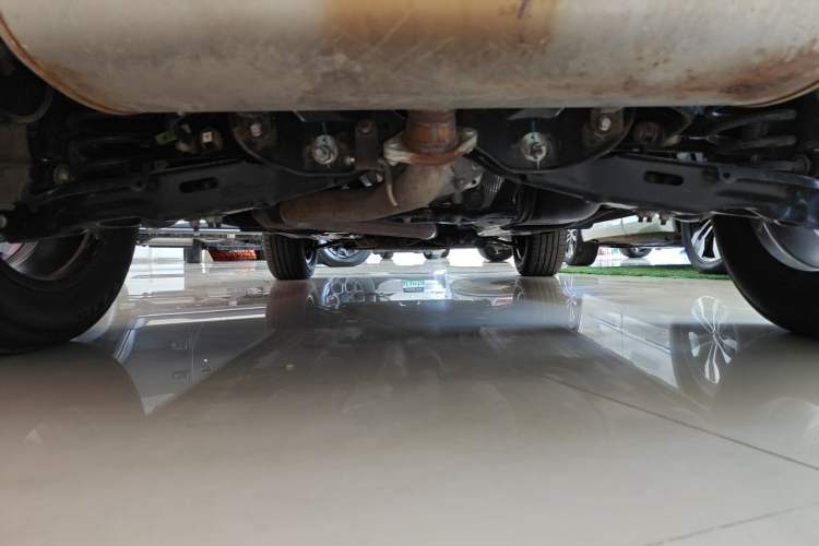Used Haval Raptor 2025 2.0T 4WD Pro Chassis Rear