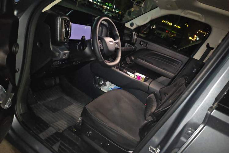 Used Haval Raptor 2025 2.0T 4WD Ultra Left Front Seat