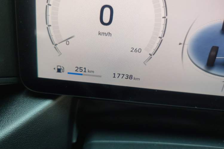 Used Haval Raptor 2025 2.0T 4WD Ultra Odometer Close Up