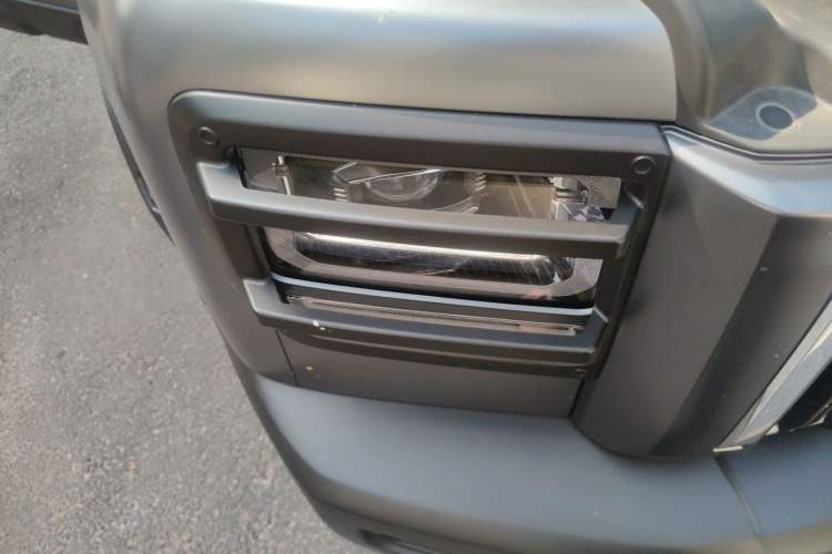 Used Haval Raptor 2025 2.0T 4WD Ultra Right Front Headlight