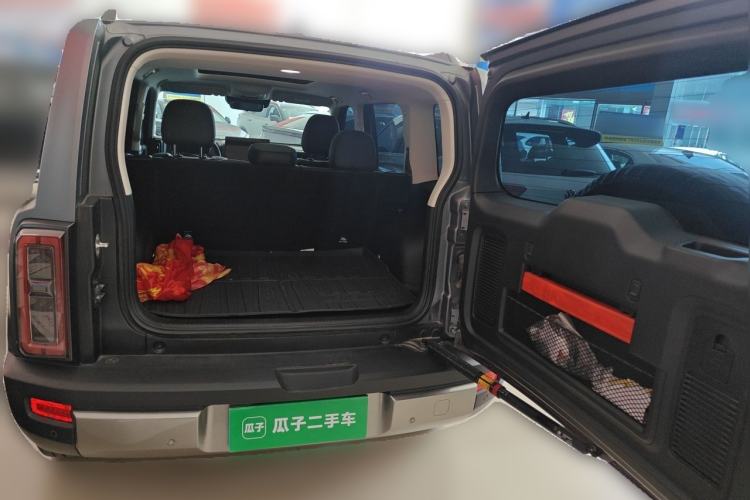 Used Haval Raptor 2025 2.0T 4WD Pro Trunk