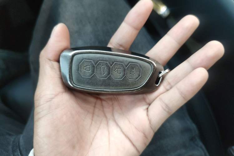 Used Haval Raptor 2025 2.0T 4WD Ultra Vehicle Key
