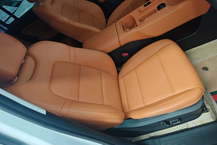 Used Haval Raptor 2025 2.0T 4WD Ultra Right Front Seat