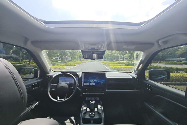 Used Haval Raptor New Energy 2024 Hi4 145 Cross-Over Edition Interior 7