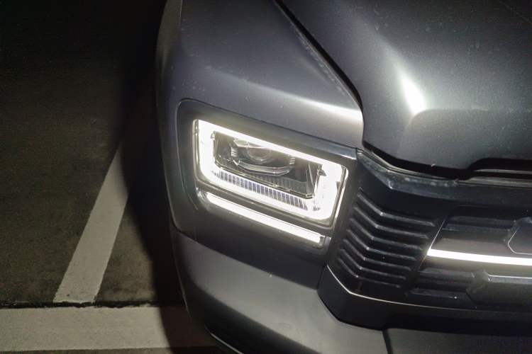 Used Haval Raptor New Energy 2026 Model Hi4 105 Pro Right Front Headlight