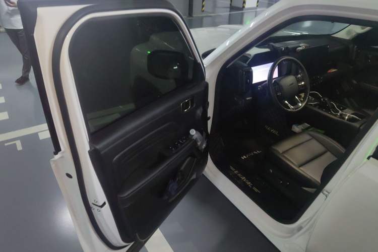 Used Haval Raptor New Energy 2023 Hi4 102 Exploration Edition Interior 3