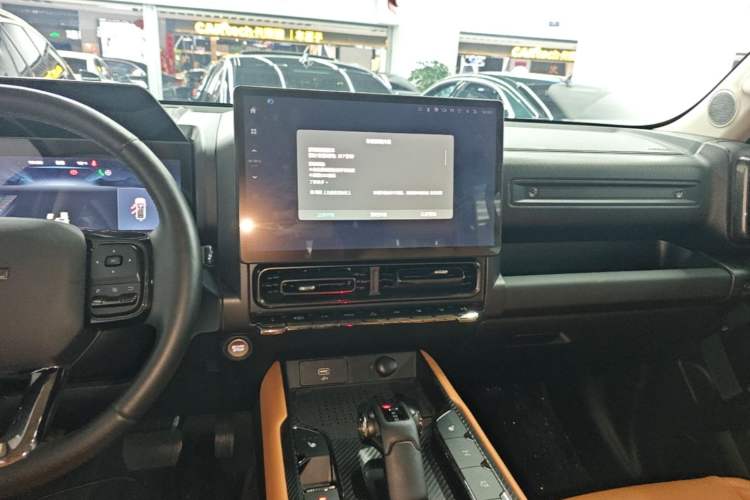 Used Haval Raptor New Energy 2023 Hi4 145 Explorer Edition Audio And AC Panel