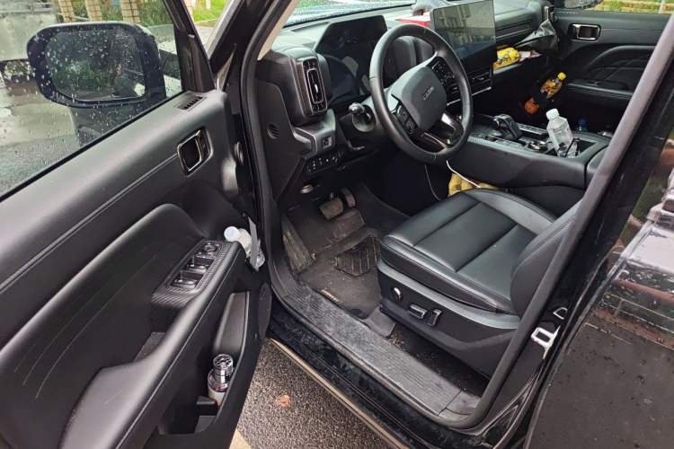 Used Haval Raptor New Energy 2023 Hi4 102 Exploration Edition Driver Seat