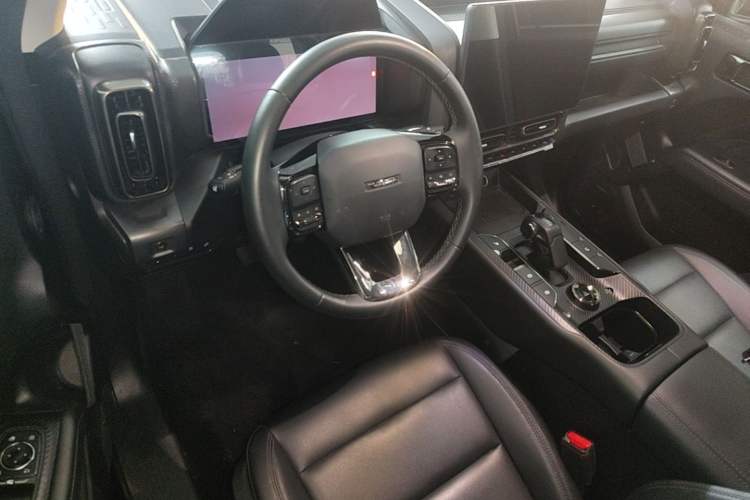 Used Haval Raptor New Energy 2023 Hi4 102 Exploration Edition Driver Seat