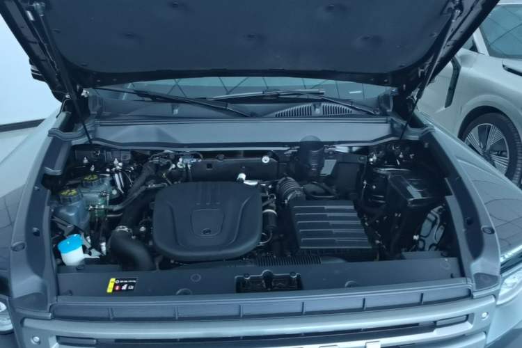 Used Haval Raptor New Energy 2023 Hi4 145 Explorer Edition Engine Bay