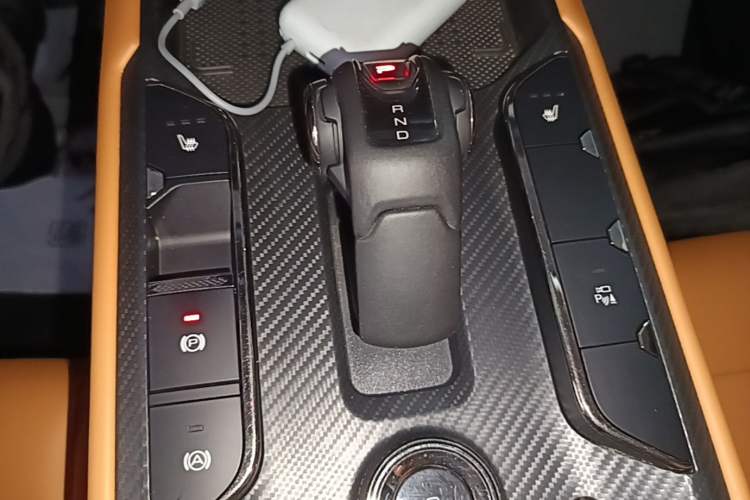 Used Haval Raptor New Energy 2023 Hi4 102 Exploration Edition Gear Lever