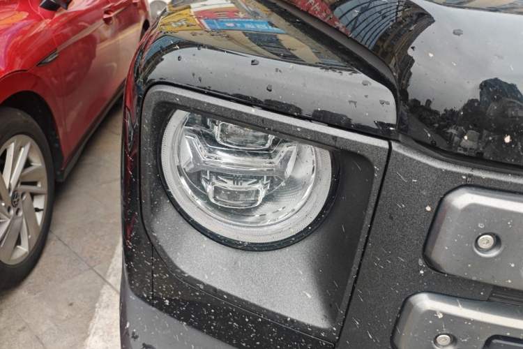Used Haval Raptor New Energy 2023 Hi4 102 Exploration Edition Right Front Headlight