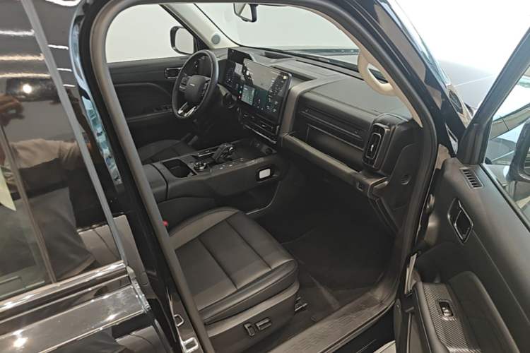 Used Haval Raptor New Energy 2023 Hi4 145 Explorer Edition Right Front Seat