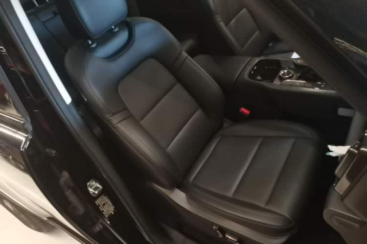 Used Haval Raptor New Energy 2023 Hi4 145 Explorer Edition Right Front Seat
