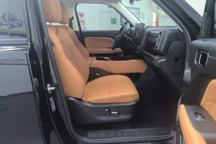 Used Haval Raptor New Energy 2023 Hi4 102 Exploration Edition Right Front Seat