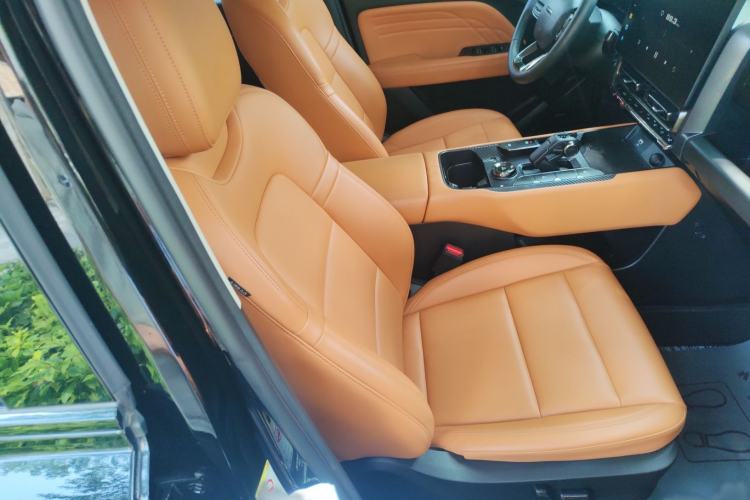 Used Haval Raptor New Energy 2023 Hi4 102 Exploration Edition Right Front Seat