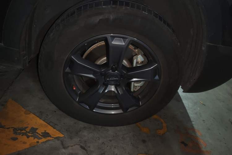 Used Haval Raptor New Energy 2023 Hi4 102 Exploration Edition Right Front Wheel Hub