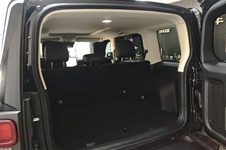 Used Haval Raptor New Energy 2023 Hi4 102 Exploration Edition Trunk