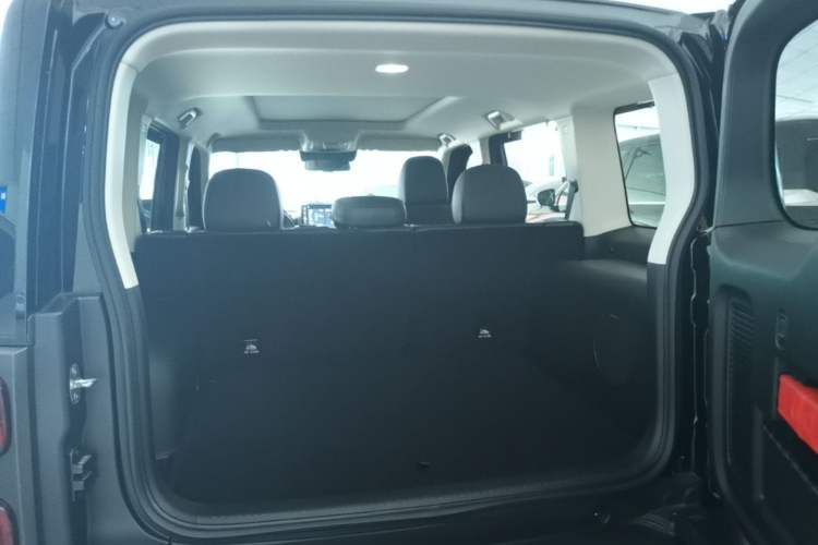 Used Haval Raptor New Energy 2023 Hi4 145 Explorer Edition Trunk