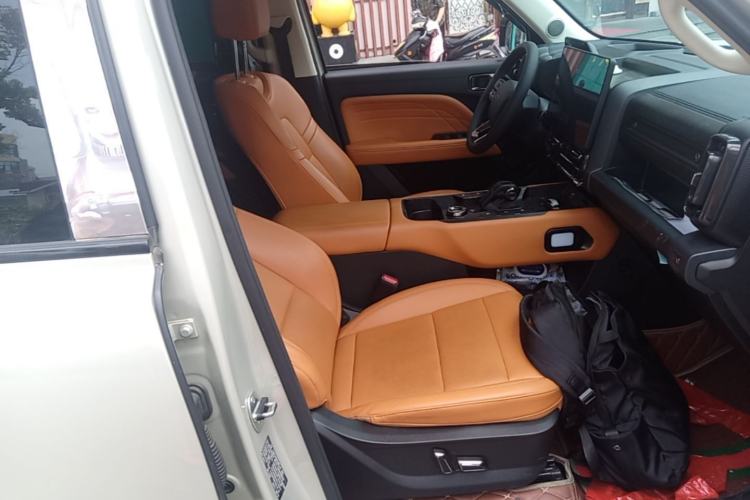 Used Haval Raptor New Energy 2023 Hi4 145 Explorer Edition Right Front Seat