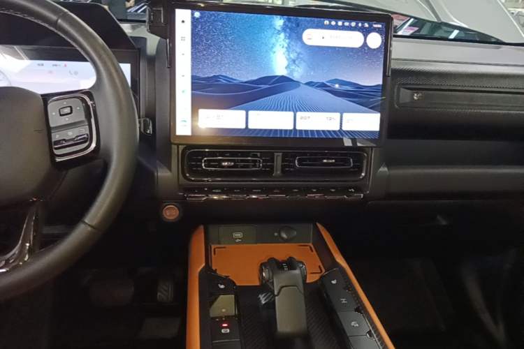 Used Haval Raptor New Energy 2023 Hi4 102 Exploration Edition Audio And AC Panel
