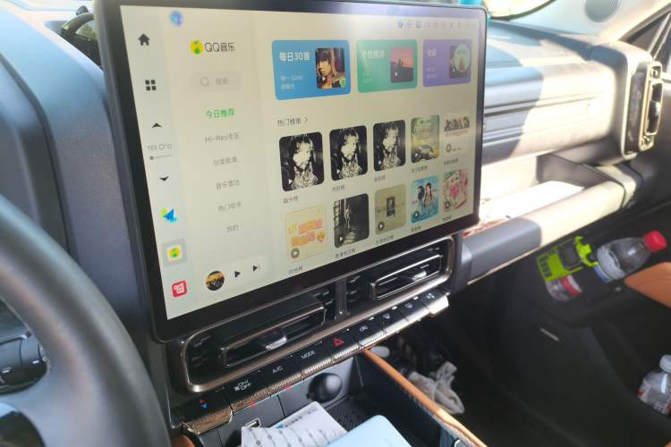 Used Haval Raptor New Energy 2023 Hi4 145 Explorer Edition Audio And AC Panel