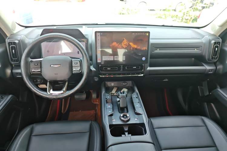 Used Haval Raptor New Energy 2023 Hi4 102 Exploration Edition Center Console