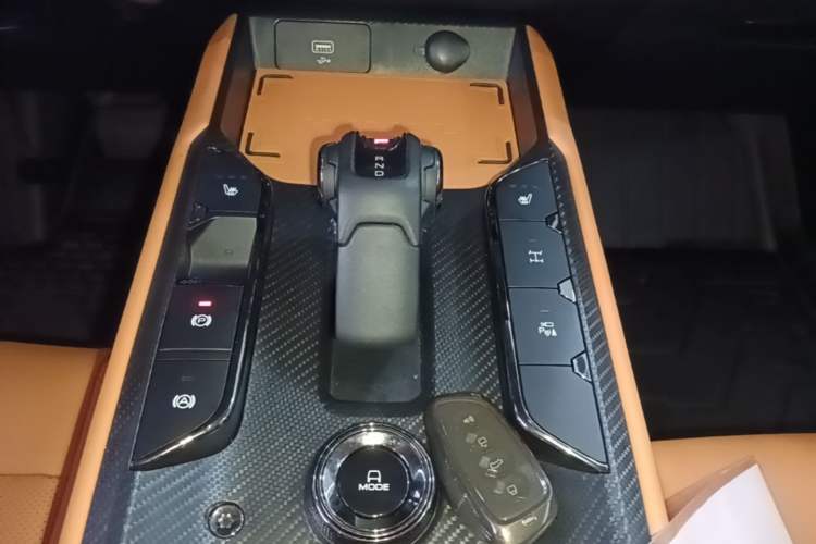 Used Haval Raptor New Energy 2023 Hi4 102 Exploration Edition Gear Lever