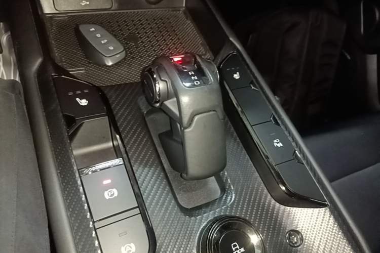 Used Haval Raptor New Energy 2023 Hi4 102 Exploration Edition Gear Lever