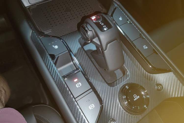 Used Haval Raptor New Energy 2023 Hi4 102 Exploration Edition Gear Lever