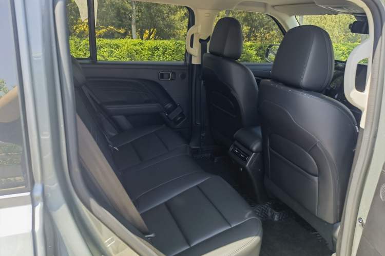 Used Haval Raptor New Energy 2023 Hi4 145 Explorer Edition Interior 3