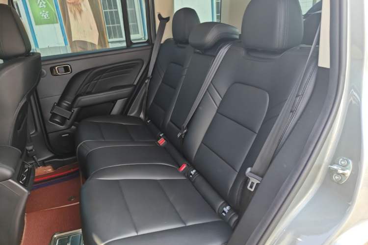Used Haval Raptor New Energy 2023 Hi4 102 Exploration Edition Left Rear Seat