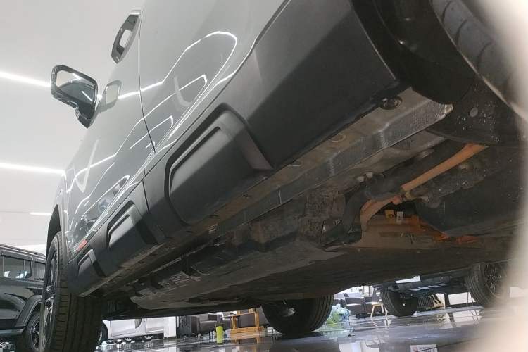 Used Haval Raptor New Energy 2023 Hi4 102 Exploration Edition Left Side Sill