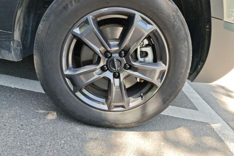 Used Haval Raptor New Energy 2023 Hi4 145 Explorer Edition Right Front Wheel Hub