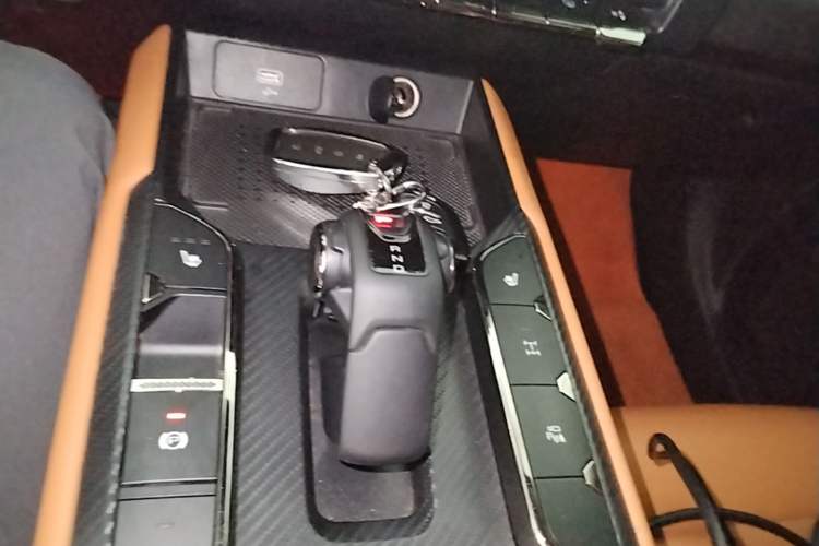 Used Haval Raptor New Energy 2023 Hi4 145 Explorer Edition Gear Lever