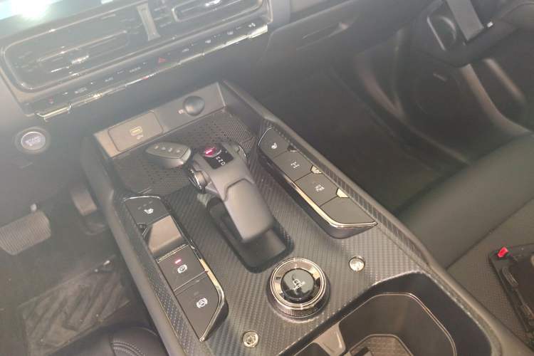 Used Haval Raptor New Energy 2023 Hi4 145 Explorer Edition Gear Lever