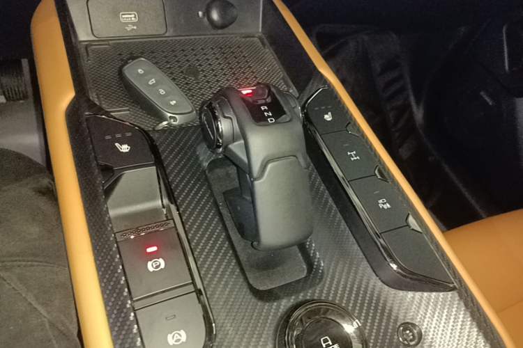 Used Haval Raptor New Energy 2023 Hi4 102 Exploration Edition Gear Lever