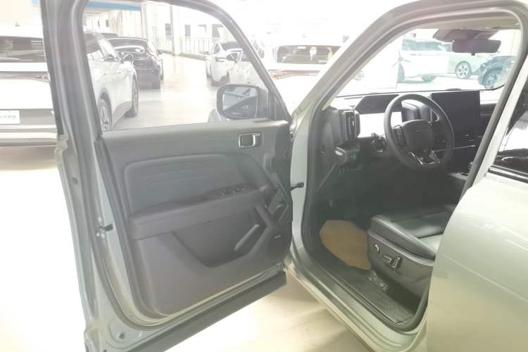 Used Haval Raptor New Energy 2023 Hi4 102 Exploration Edition Interior 3