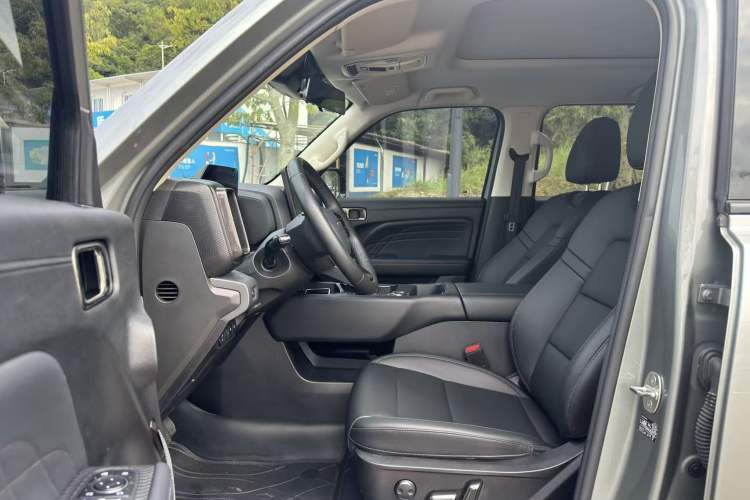 Used Haval Raptor New Energy 2023 Hi4 145 Explorer Edition Interior 4