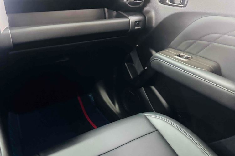 Used Haval Raptor New Energy 2023 Hi4 102 Exploration Edition Interior 9